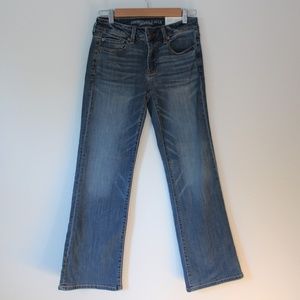 NWT AMERICAN EAGLE FAVORITE BOYFRIEND JEANS
